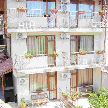 Готель Kirios Несебир