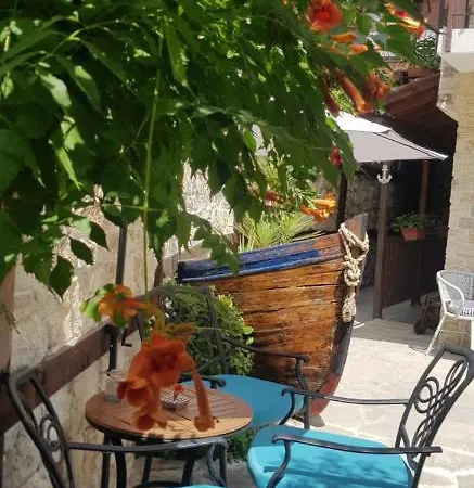 Kirios نيسيبار