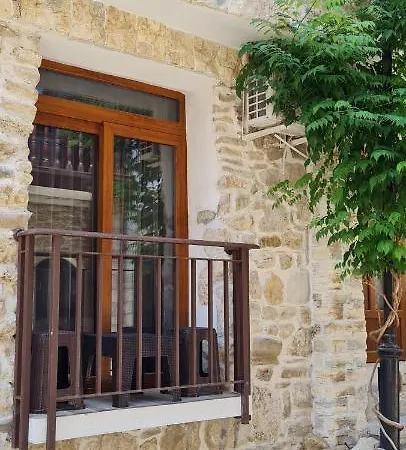 فندق Kirios 3*