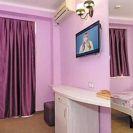 Hotel Kirios