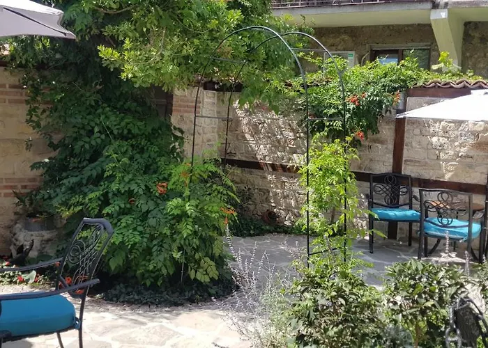 Ξενοδοχείο Kirios 3*